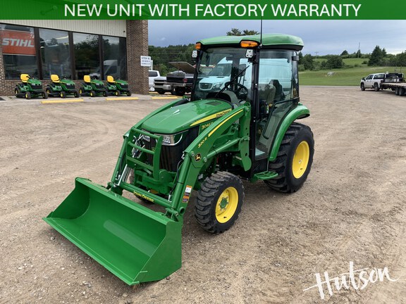 Photo of John Deere 3046R