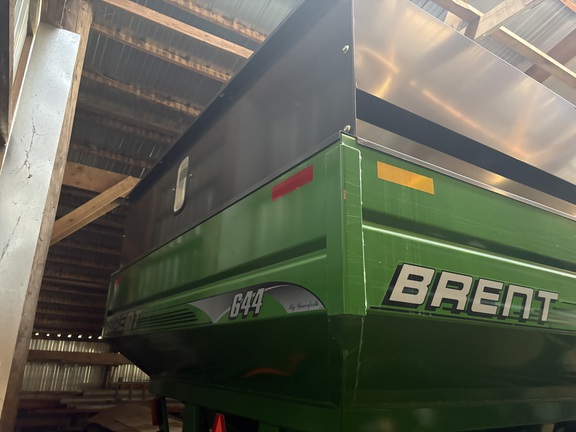 2010 Brent 644 - Photo1