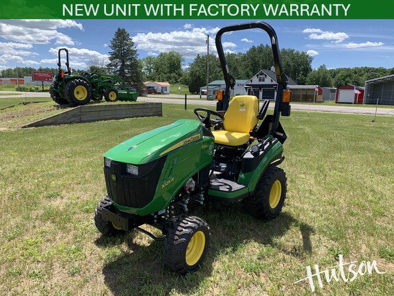 Photo of 2026 John Deere 1025R