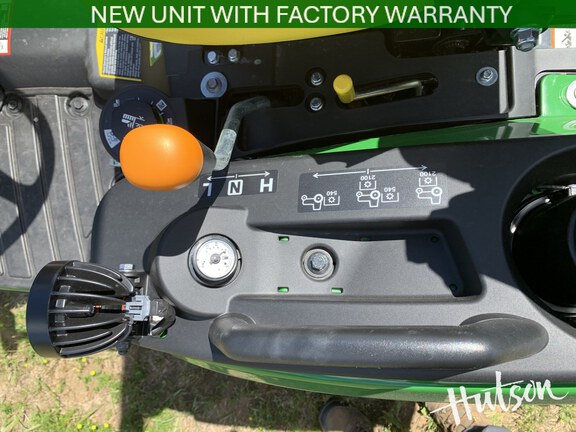 Photo of 2026 John Deere 1025R