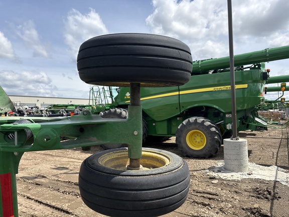 Used 2024 John Deere FC15M Rotary Cutters: Medium Duty at Horizon Ag & Turf in Vermilion, AB - Photo25