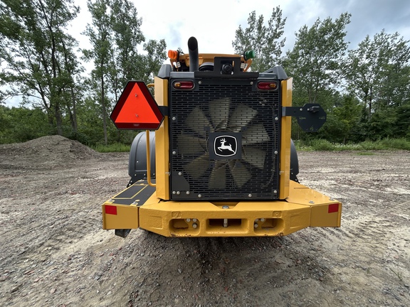 2023 John Deere 624 P