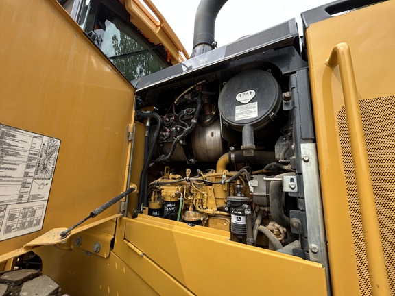 2023 John Deere 624 P