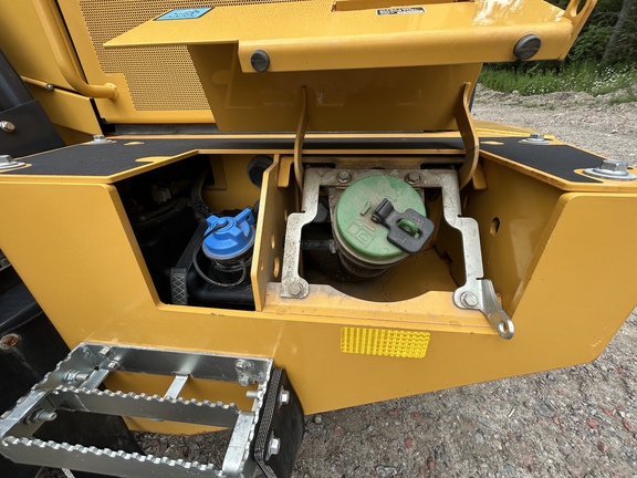 2023 John Deere 624 P