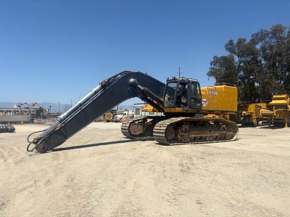 Photo of a 2006 John Deere 850DLC
