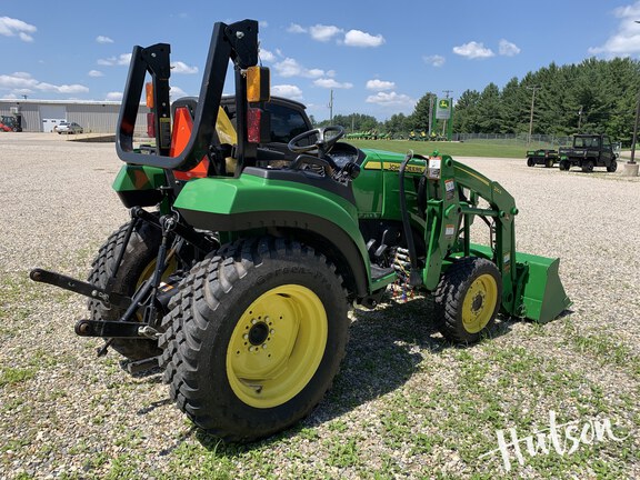 Photo of 2023 John Deere 2032R