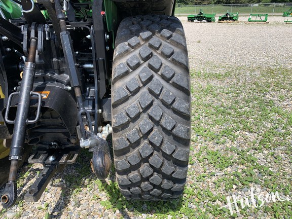 Photo of 2023 John Deere 2032R