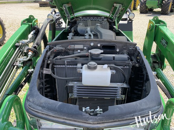 Photo of 2023 John Deere 2032R
