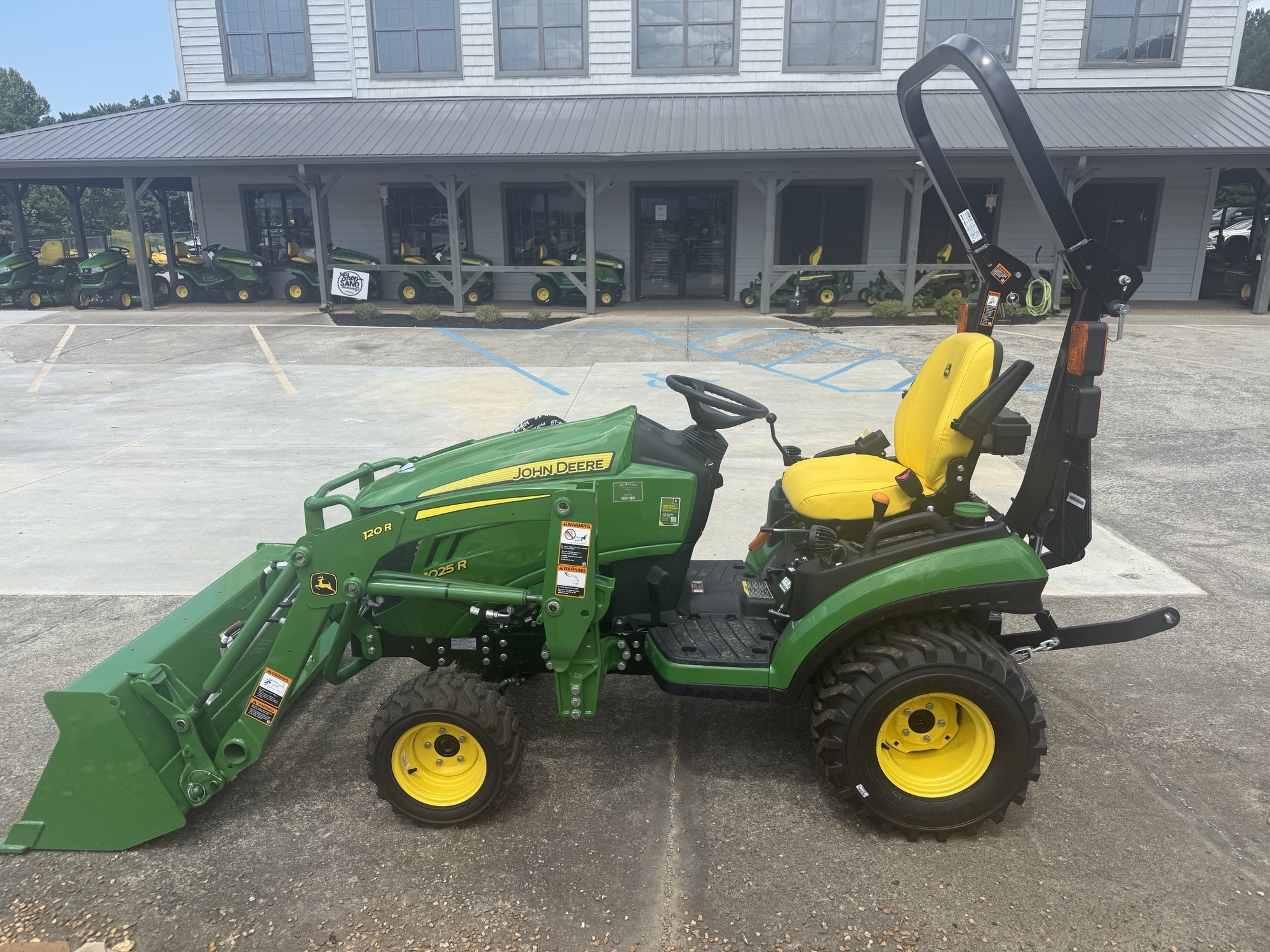 2026 John Deere 1025R