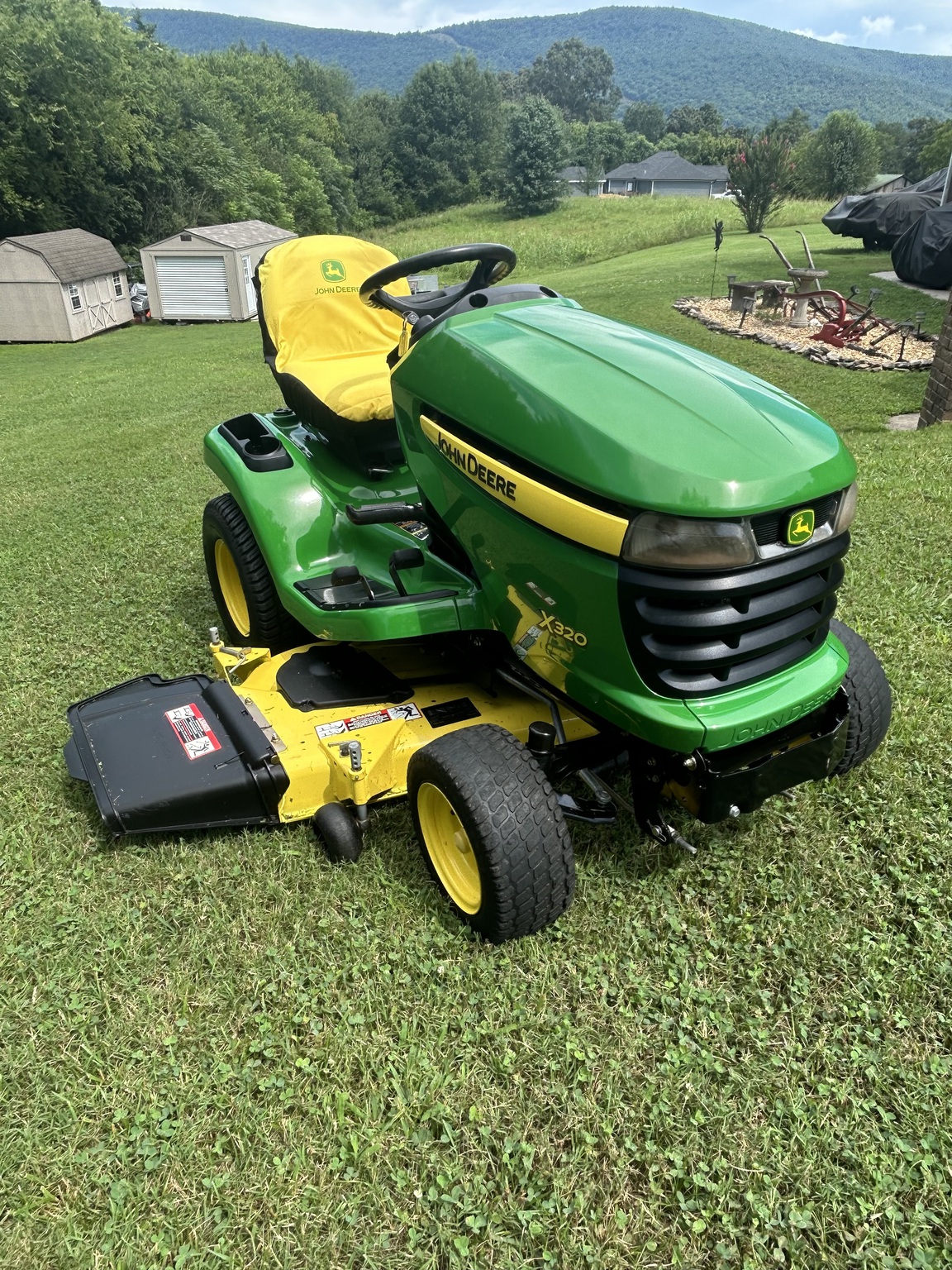 2011 John Deere X320