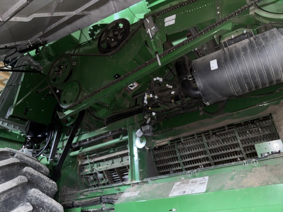 Used 2022 John Deere S770 Combines at Koenig Equipment in Urbana, OH - Photo22