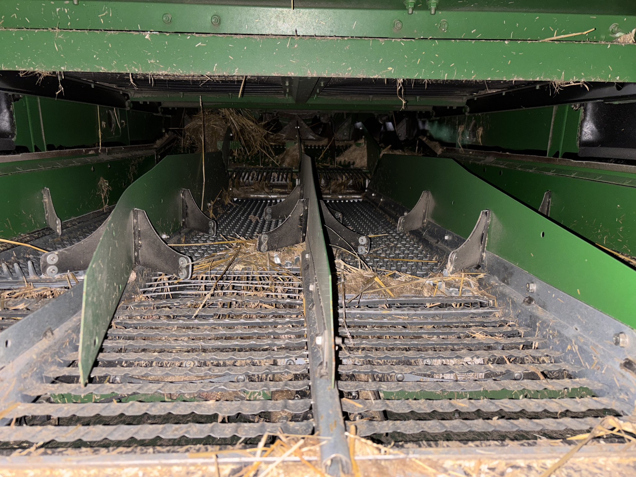 Used 2022 John Deere S770 Combines at Koenig Equipment in Urbana, OH - PhotoXL25