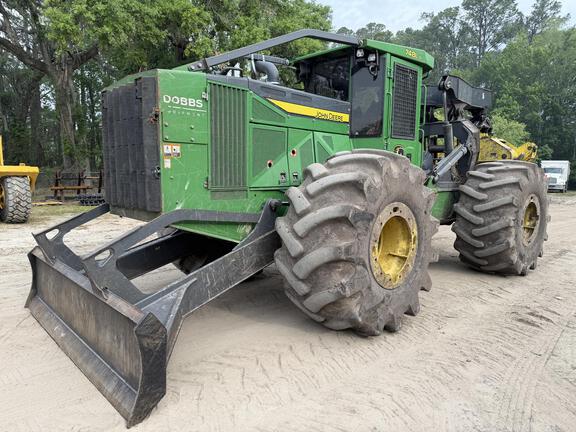 2023 John Deere 748L II