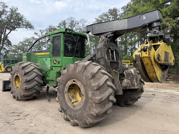 2023 John Deere 748L II