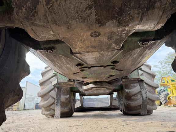 2023 John Deere 748L II