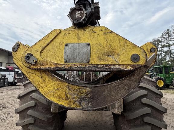 2023 John Deere 748L II