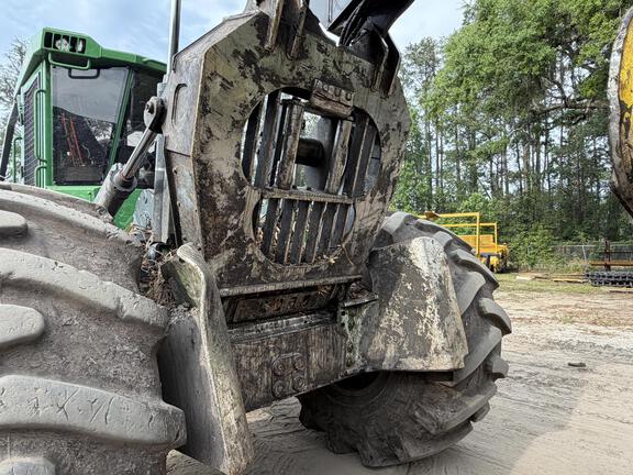2023 John Deere 748L II