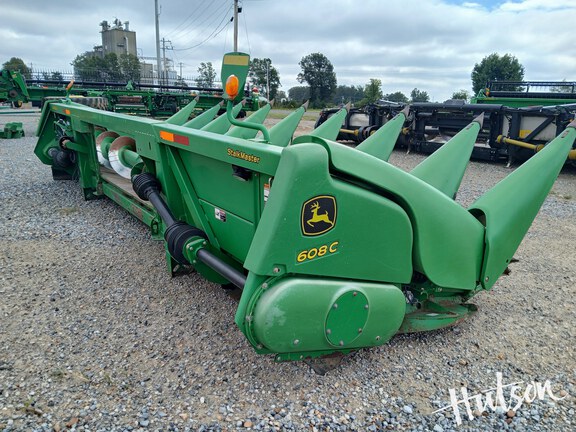 Photo of 2010 John Deere 608C StalkMaster