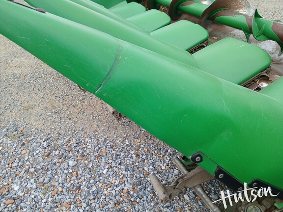 Photo of 2010 John Deere 608C StalkMaster