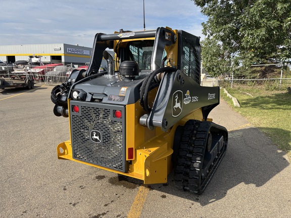 Used 2025 John Deere 325G Compact Track Loaders at Horizon Ag & Turf in Edmonton West, AB - Photo5