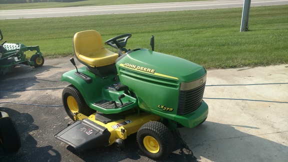 John Deere Lx279 Lawn Garden Tractors Machinefinder John Deere Lx279
