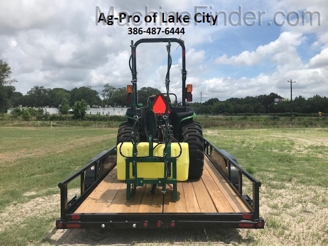 2020 John Deere 3025E Image 2