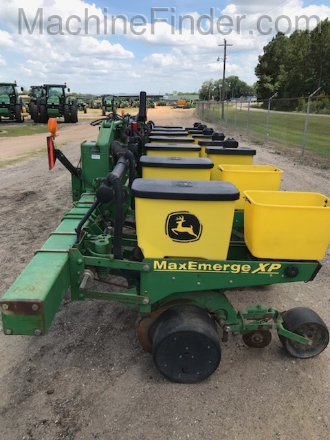 2008 John Deere 1720 Image 2