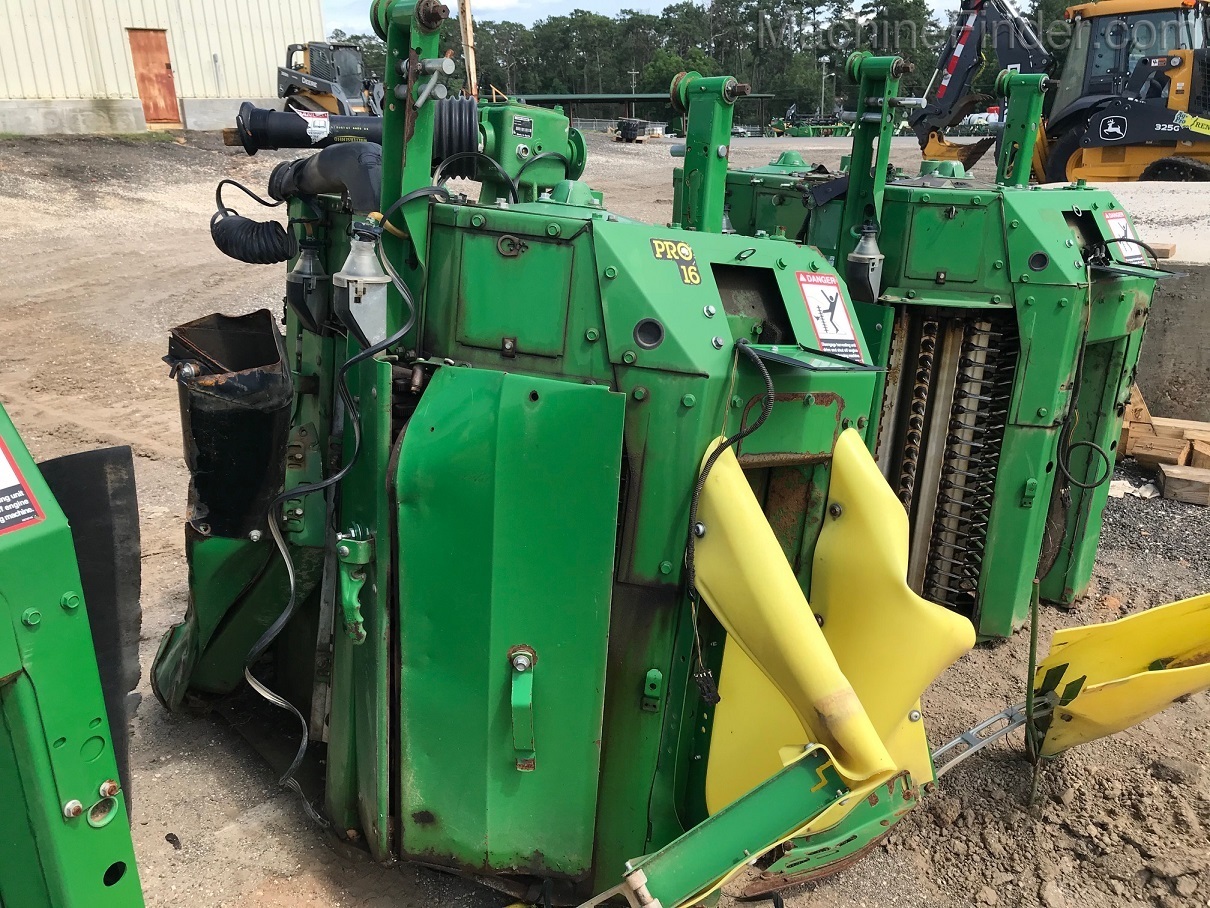 John Deere PRO16 Image 1