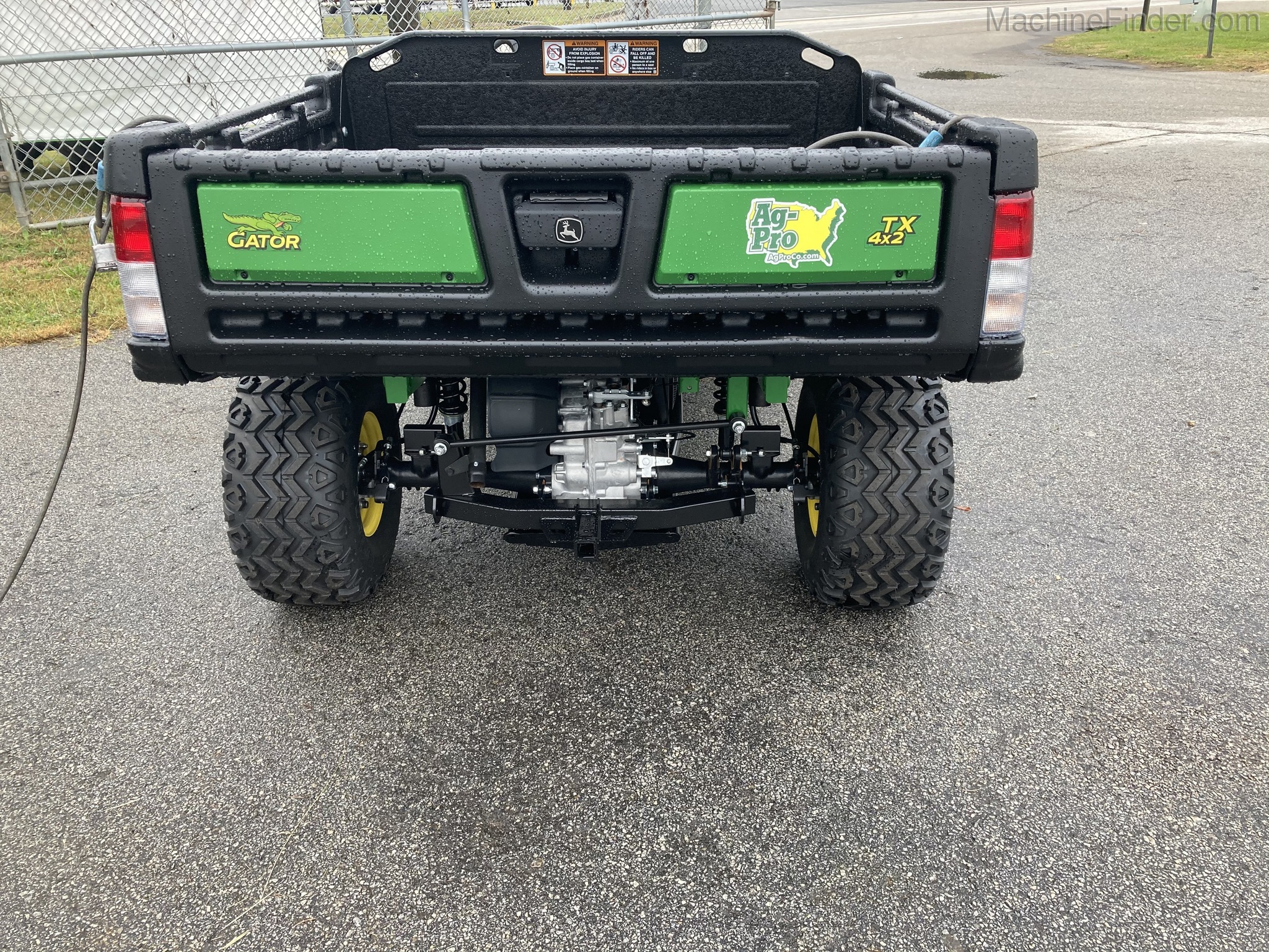 2020 John Deere XUV560 Image 2