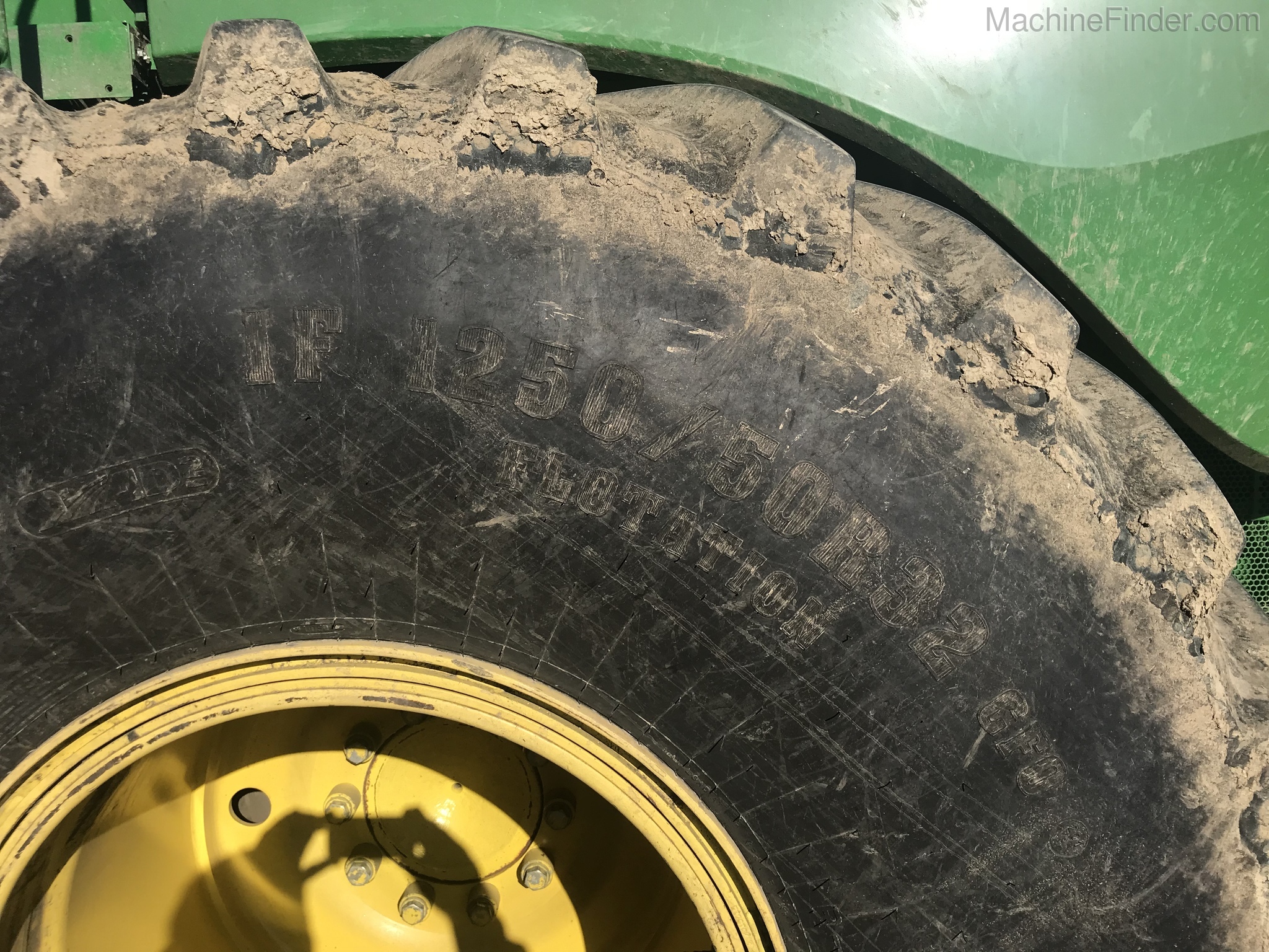 2014 John Deere S680 Image 8