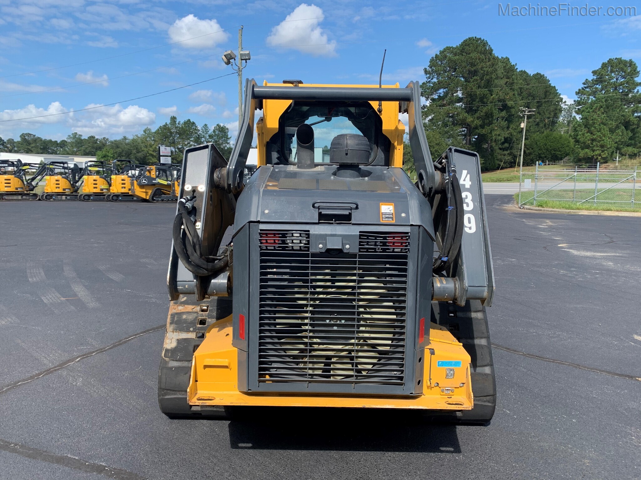 2018 John Deere 333G Image 4