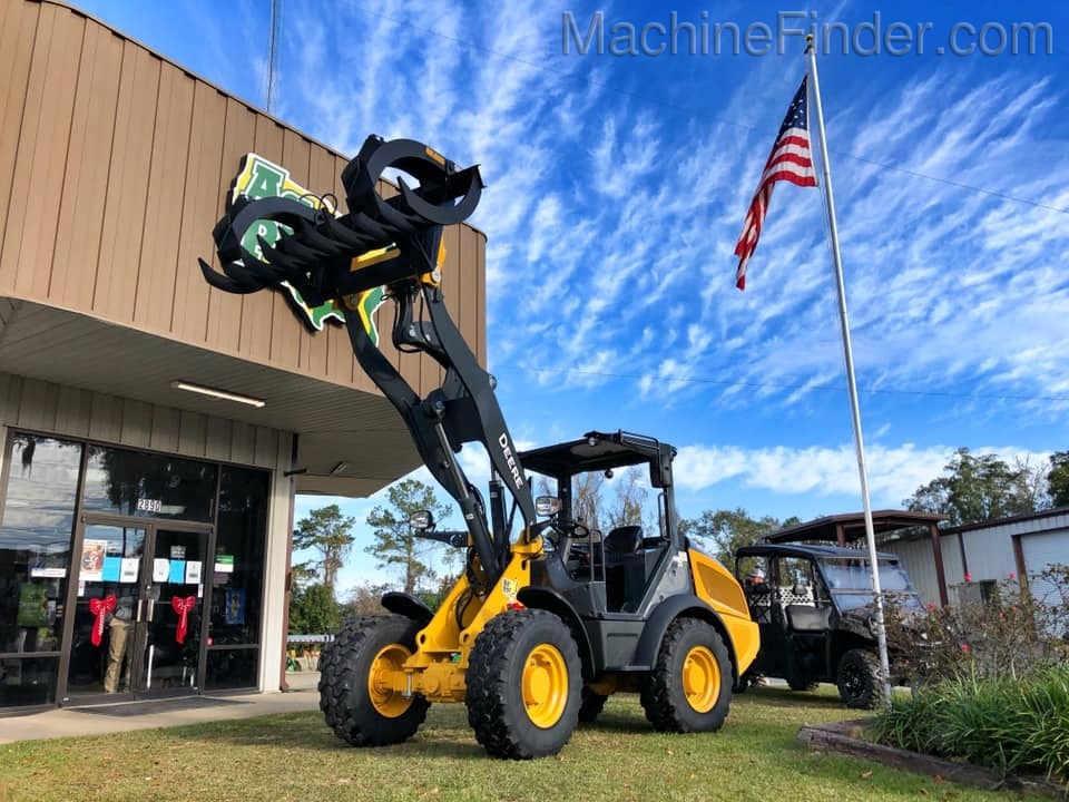 2020 John Deere 204L Image 1