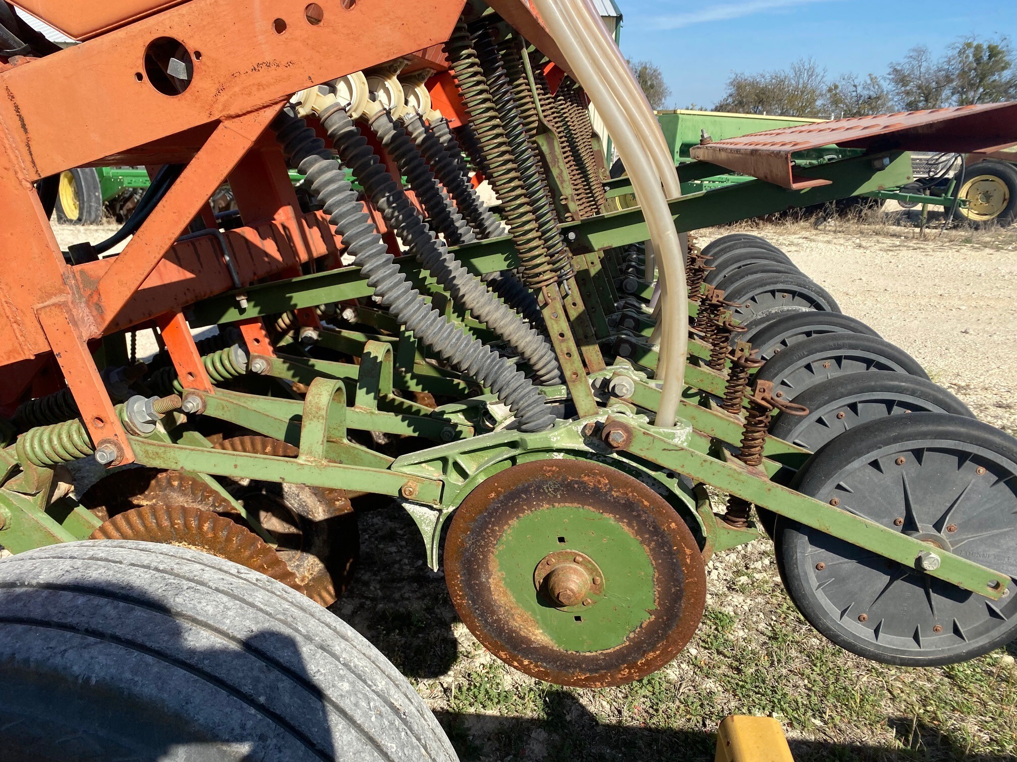 Tye 7' No Till Drill Image 4