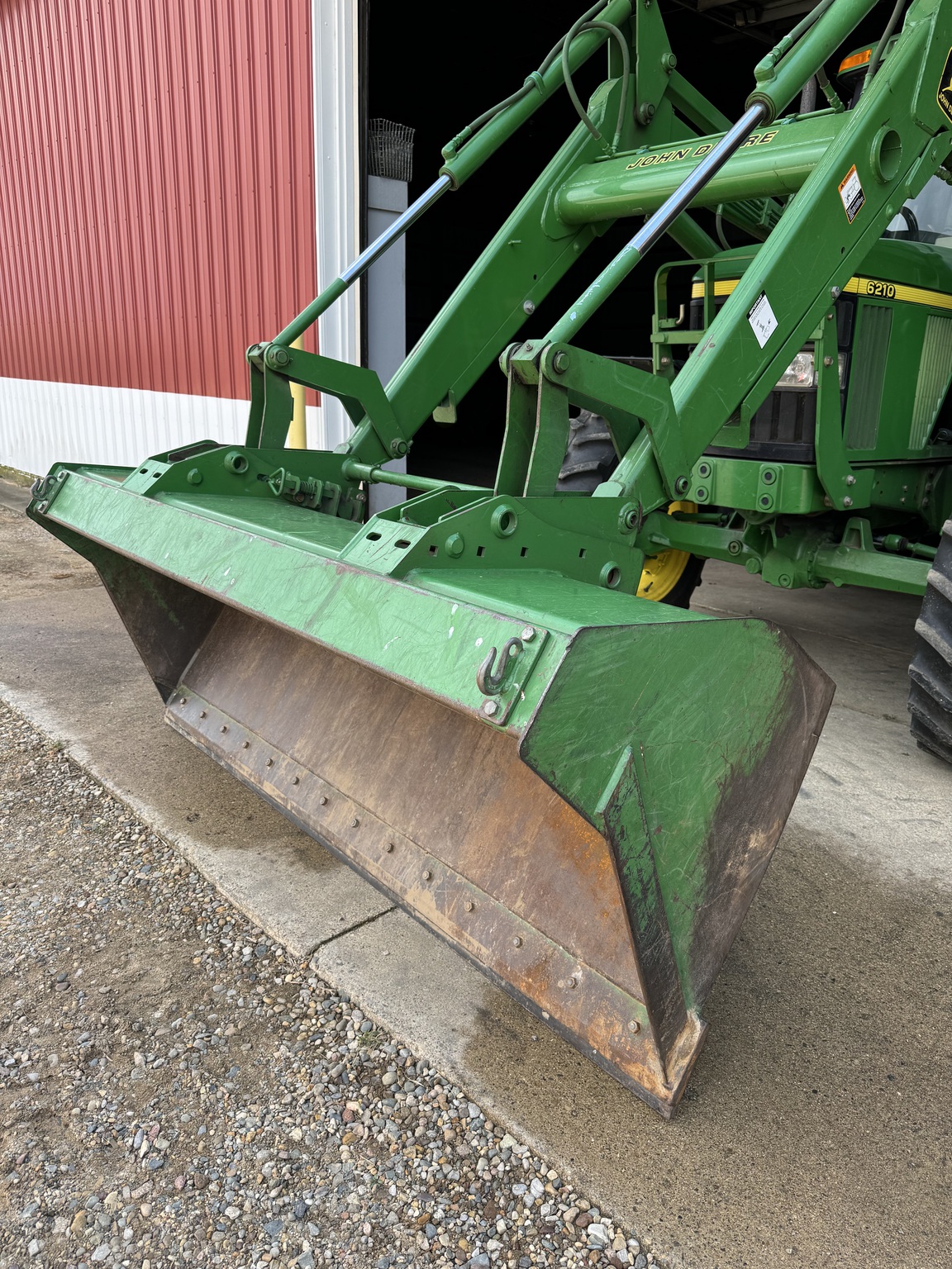 2000 John Deere 6210 Image 7