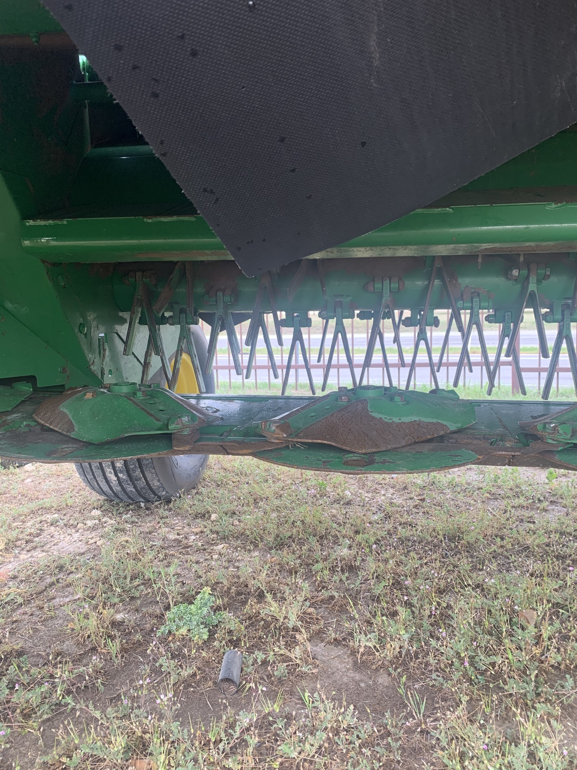 John Deere 835 Image 4