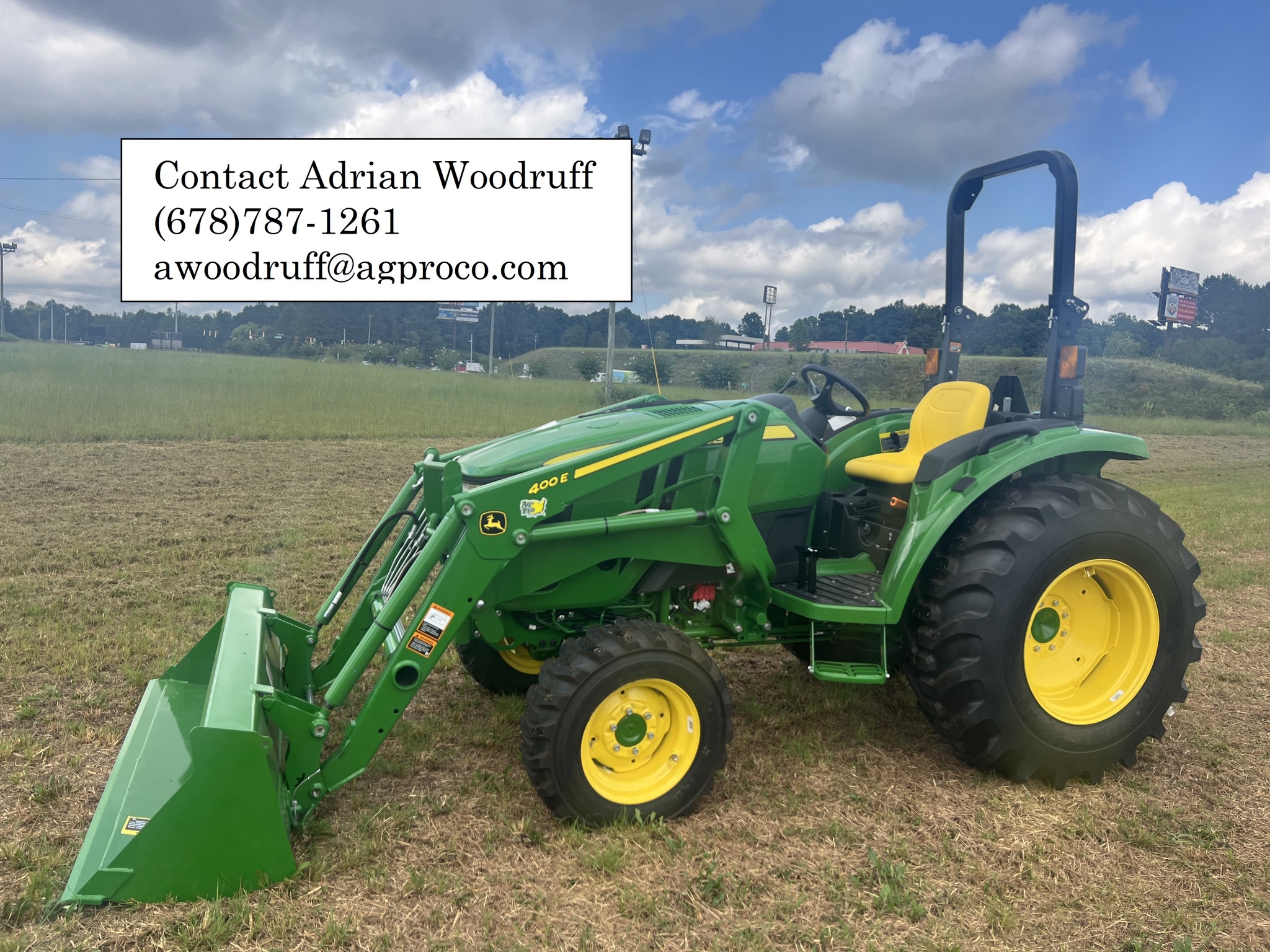 2023 John Deere 4044M Image 1