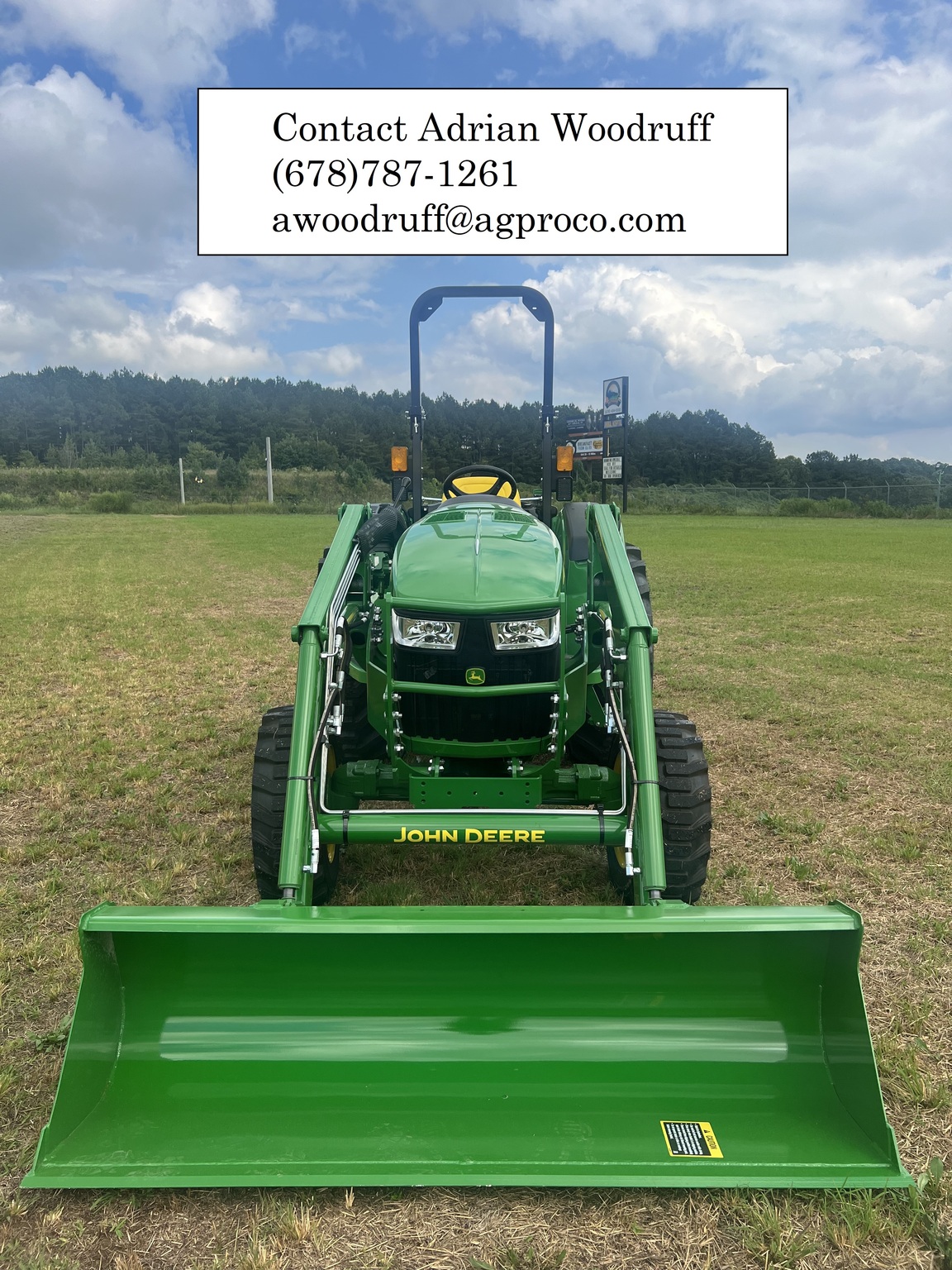 2023 John Deere 4044M Image 2