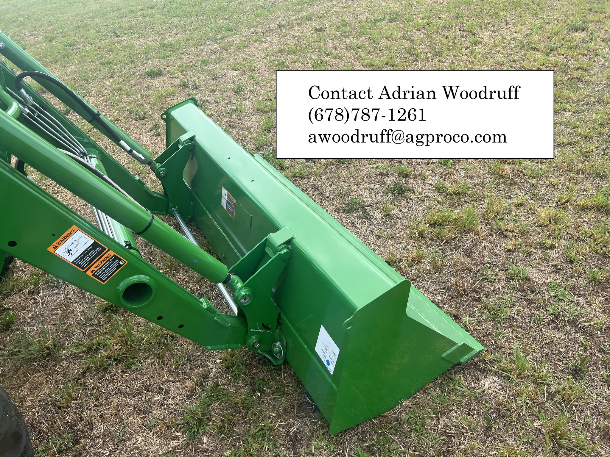 2023 John Deere 4044M Image 5