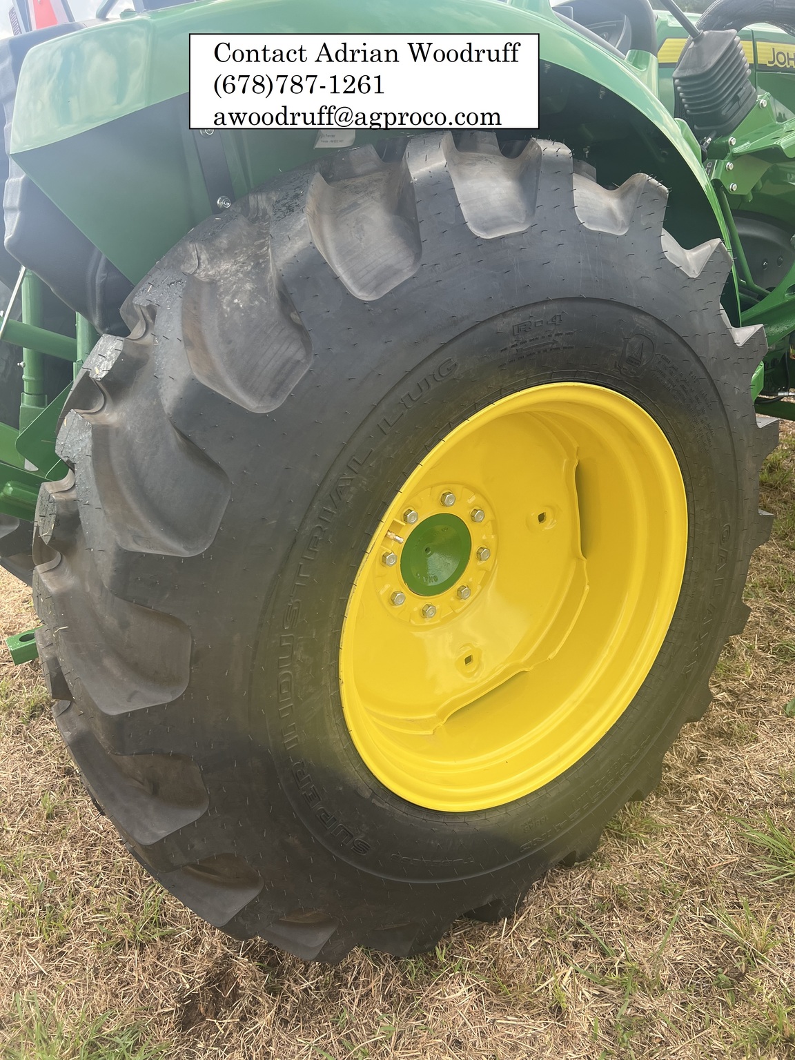 2023 John Deere 4044M Image 6