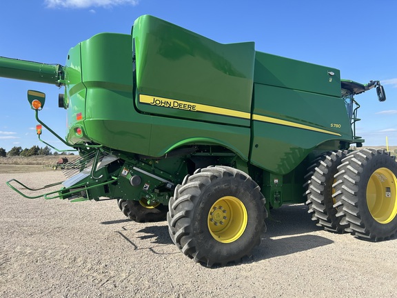 2023 John Deere S780 (2nd thumbnail)
