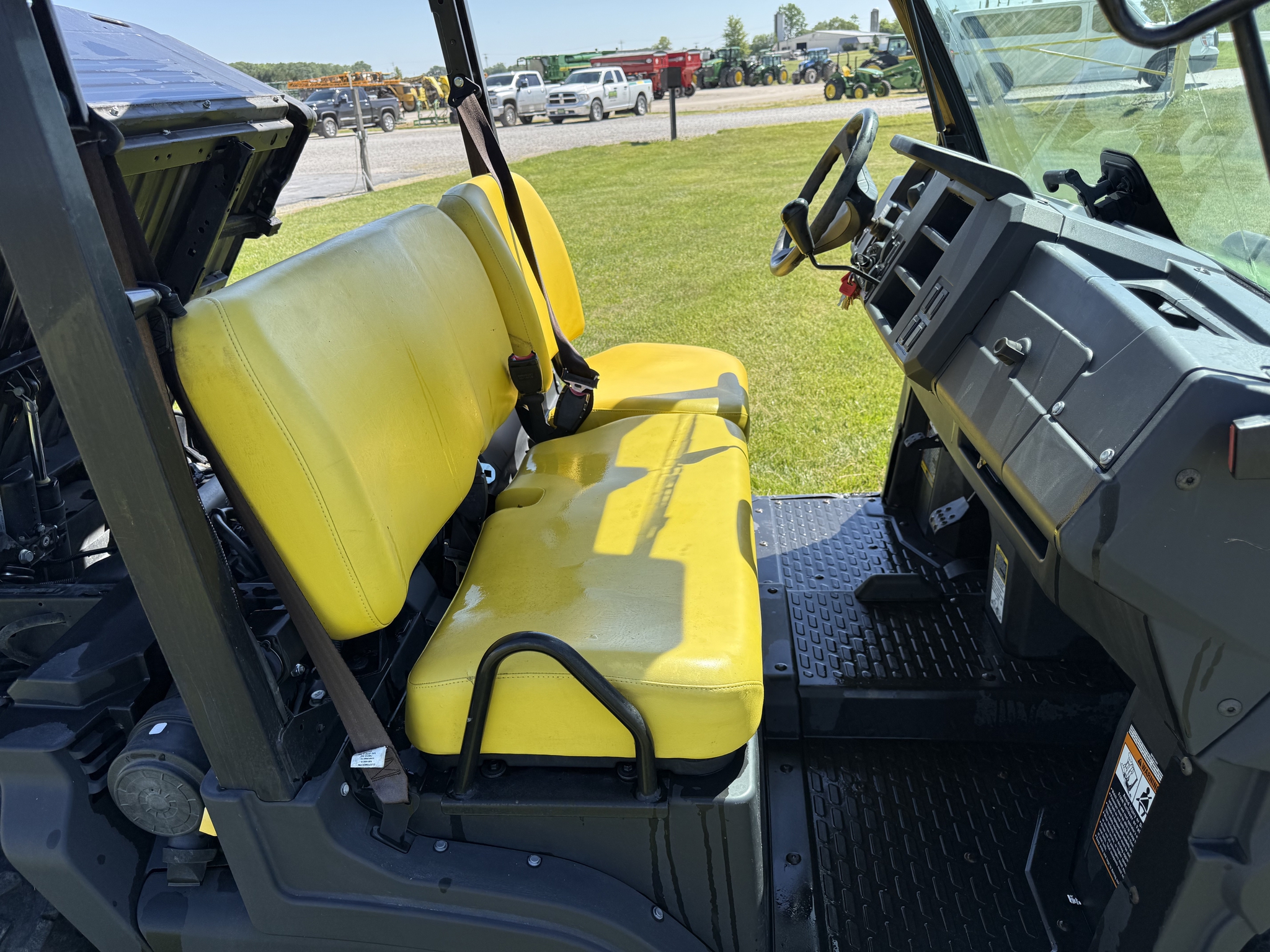 2020 John Deere XUV 835M Image 7