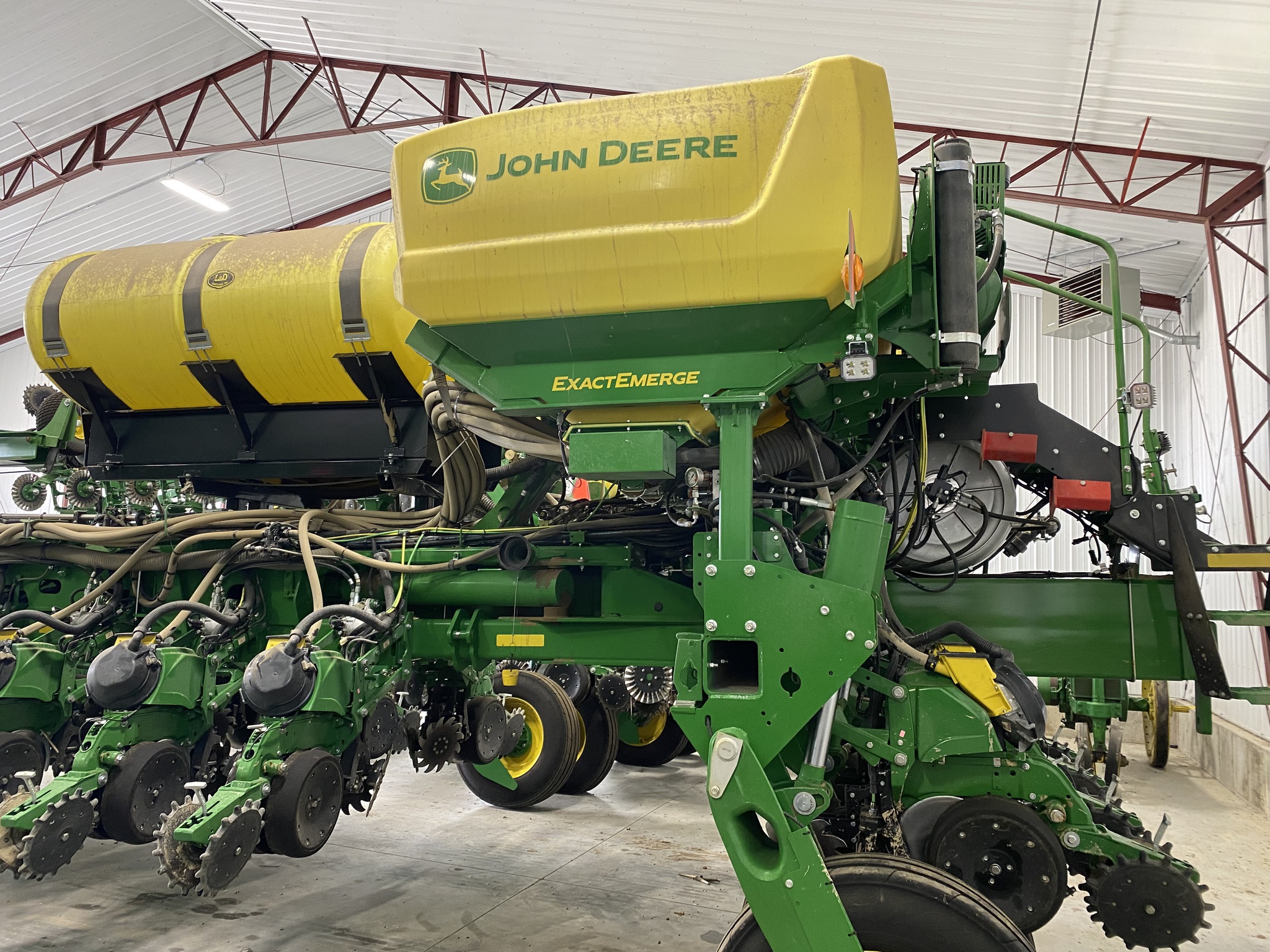 2023 John Deere 1775NT Image 6