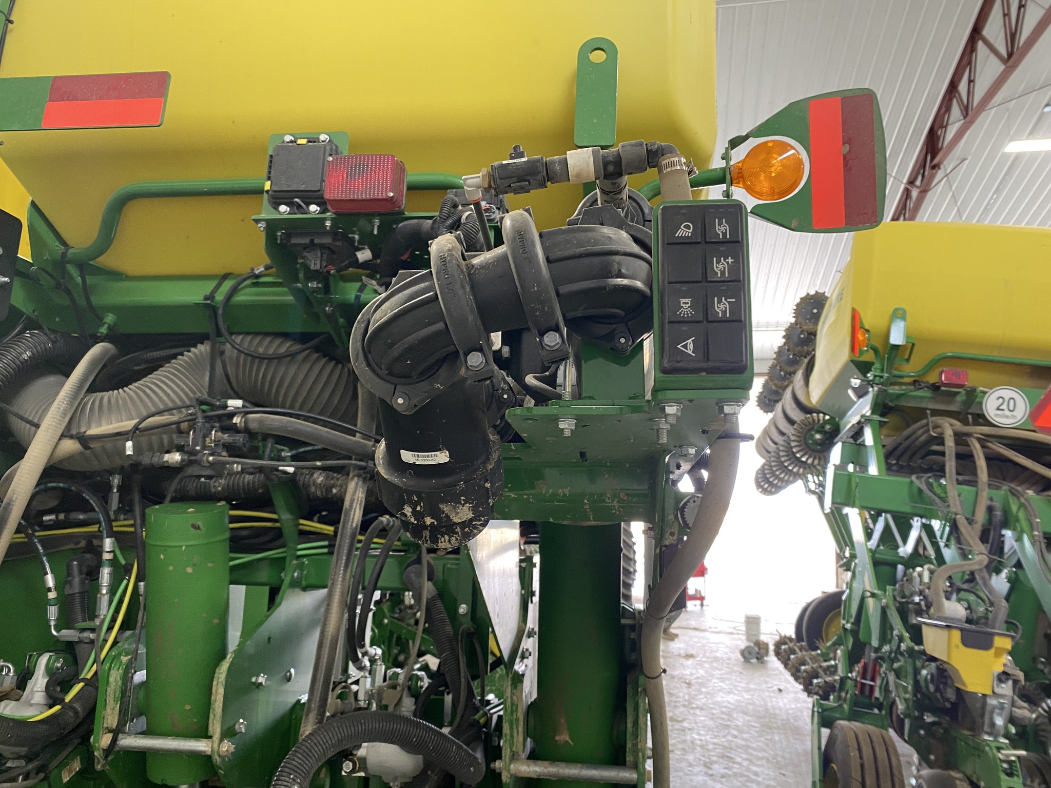 2023 John Deere 1775NT Image 11