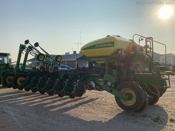 2009 John Deere 1770NT CCS (12th thumbnail)