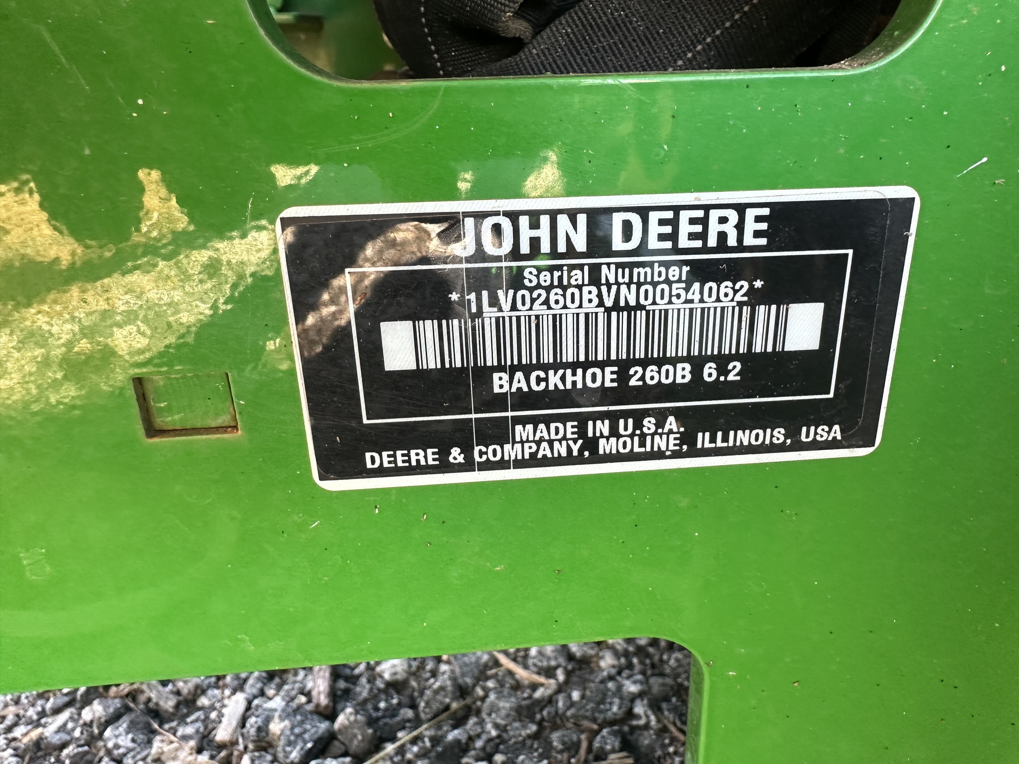 2022 John Deere 260B Image 6
