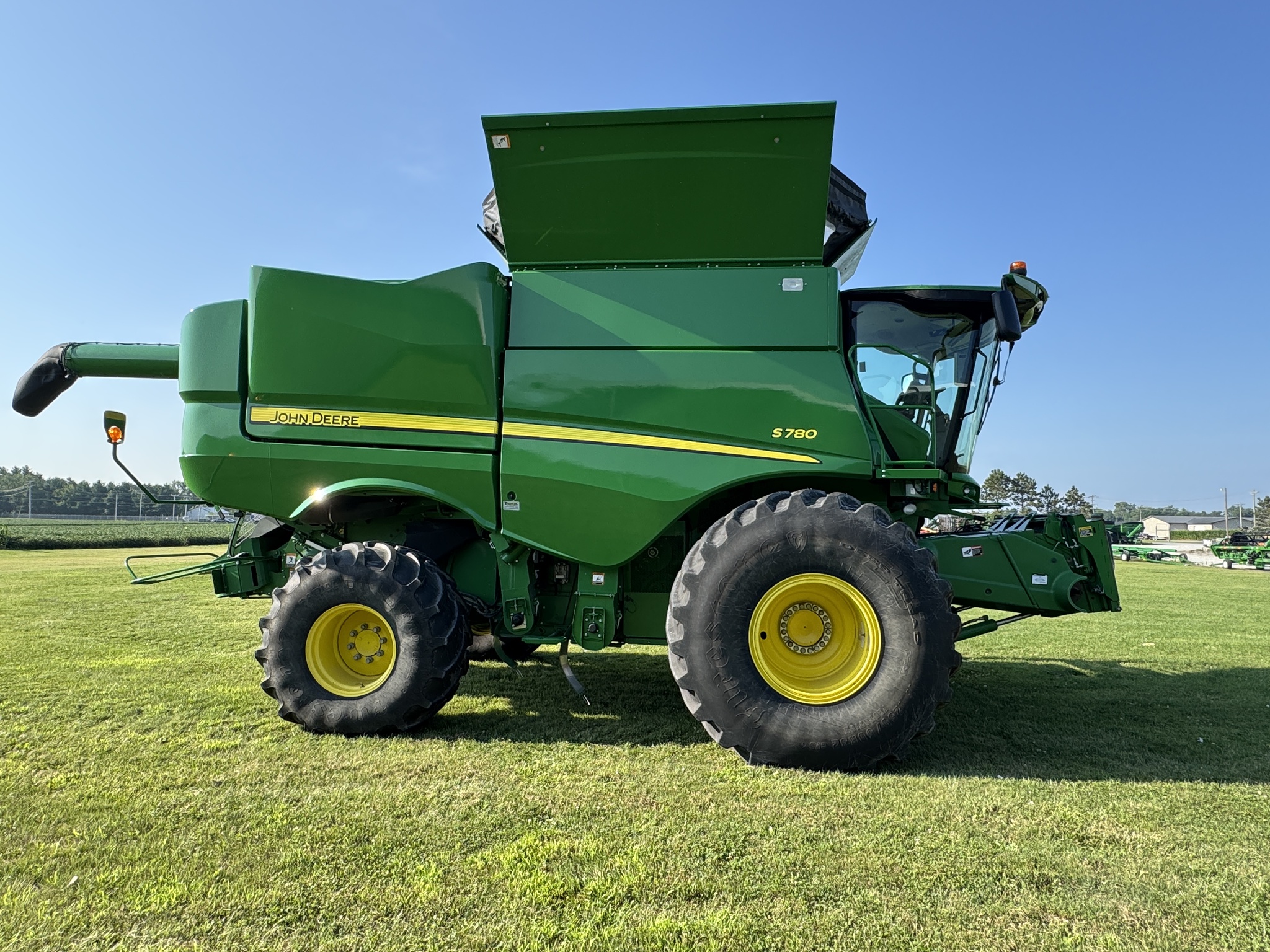 2019 John Deere S780 Image 40