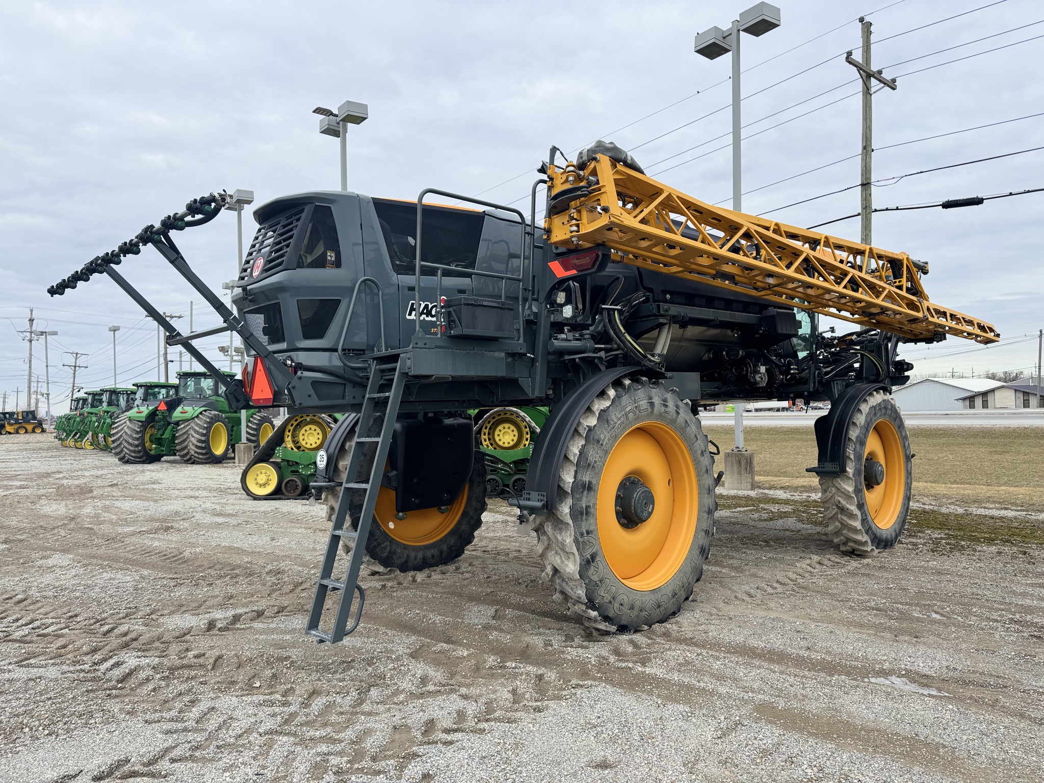 2023 Hagie STS16 Image 4