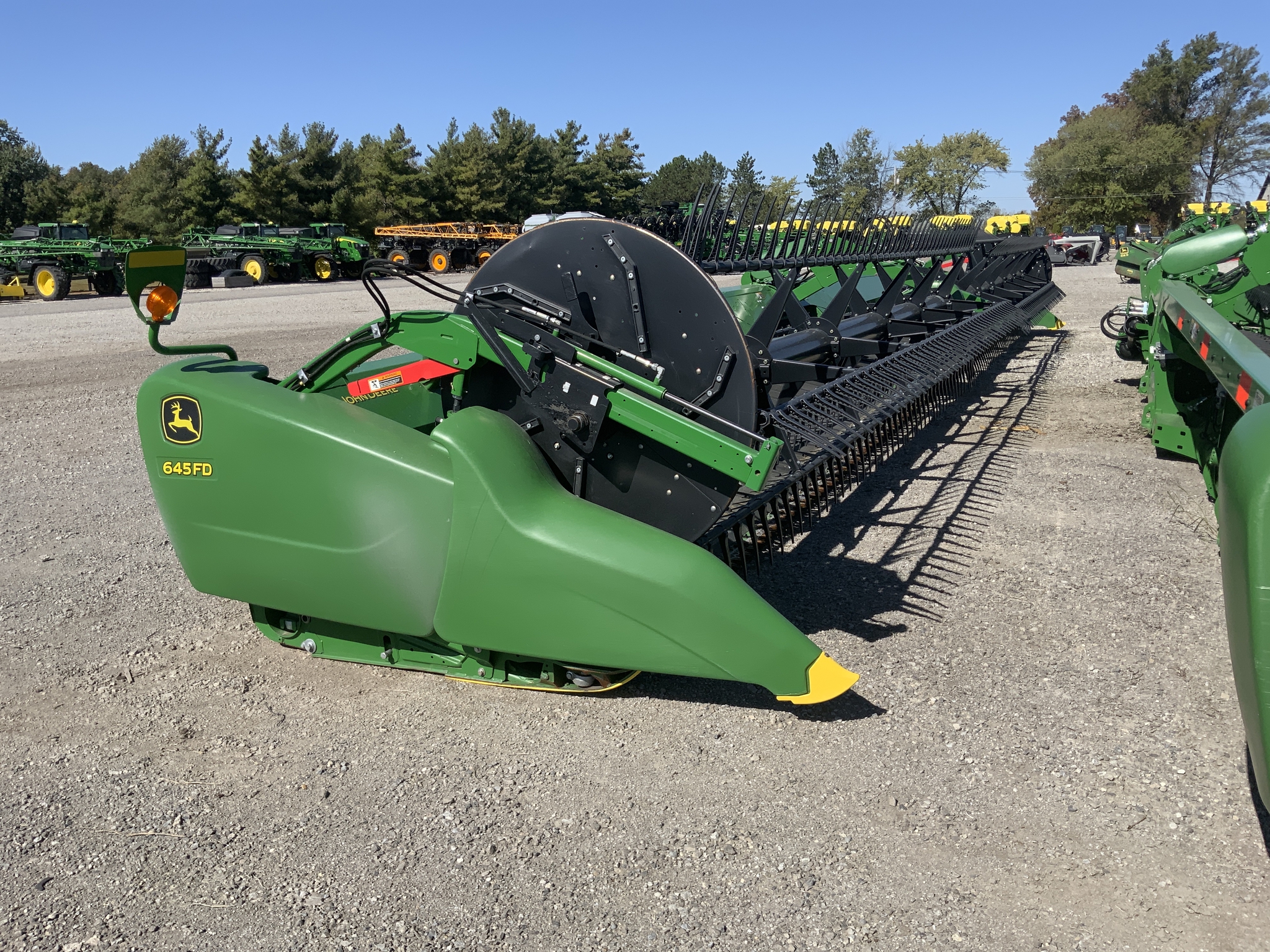 2018 John Deere 645FD Image 1