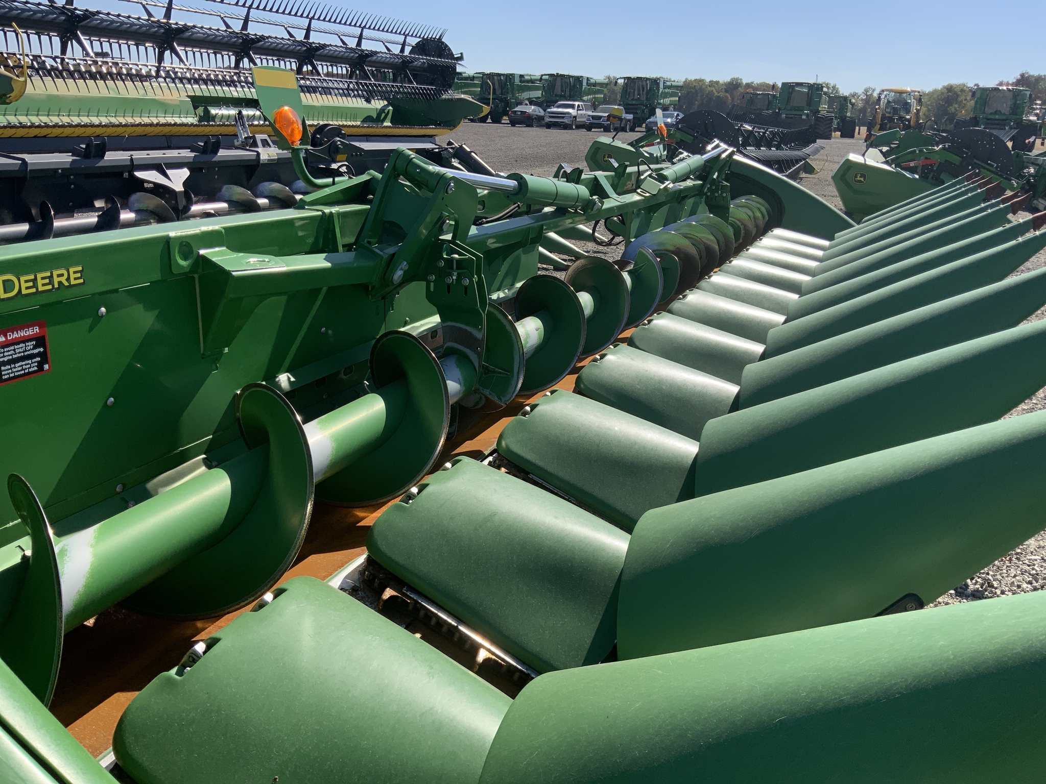 2018 John Deere 712FC Image 12