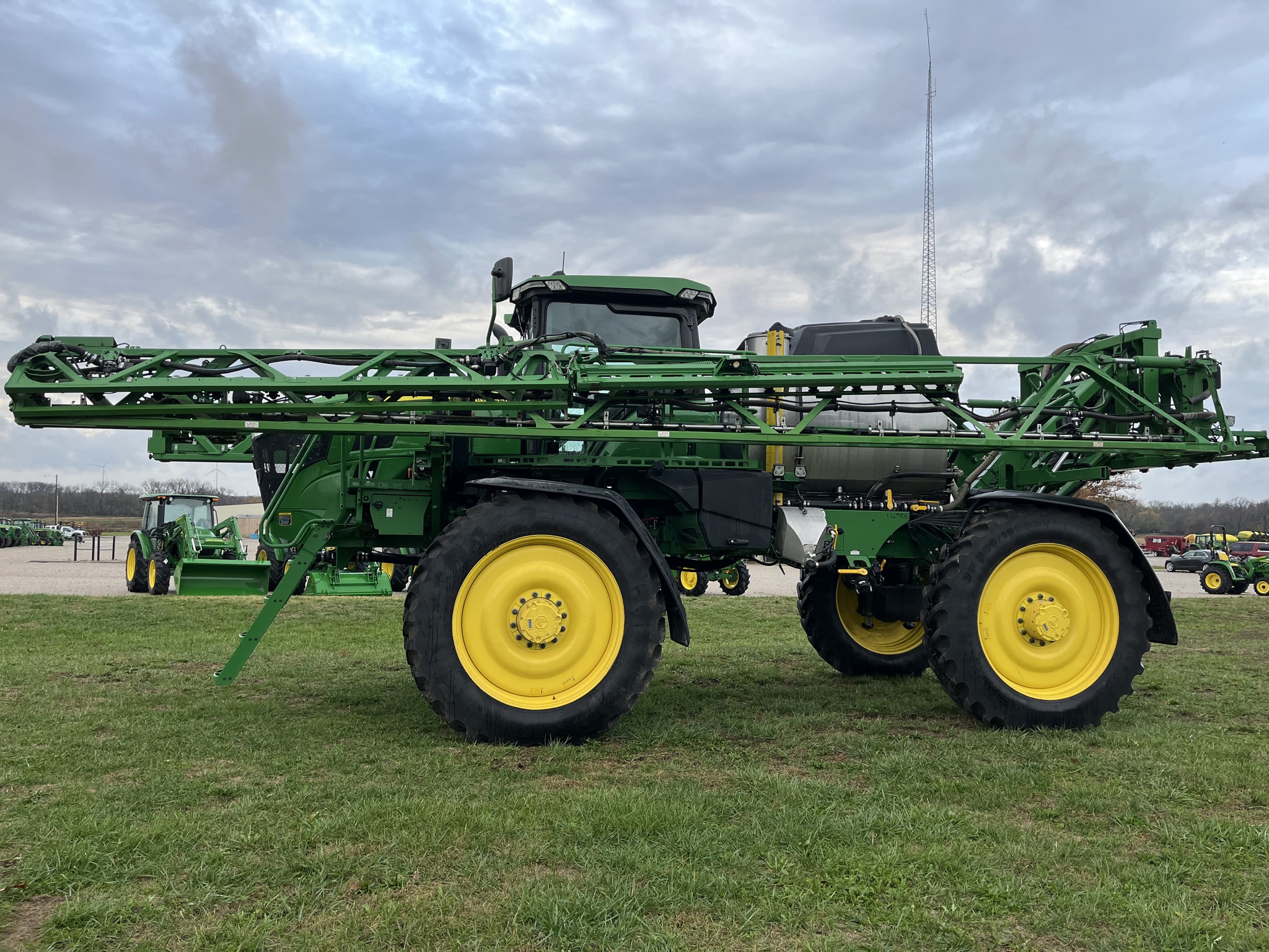  2023 John Deere 612R at Heritage Tractor in Lockwood, MO
